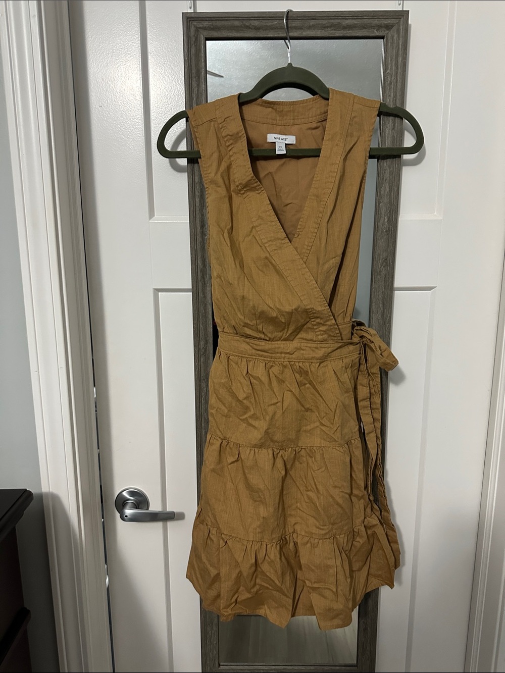 Nine West Brown/Mustard Wrap Tiered Midi Dress size medium